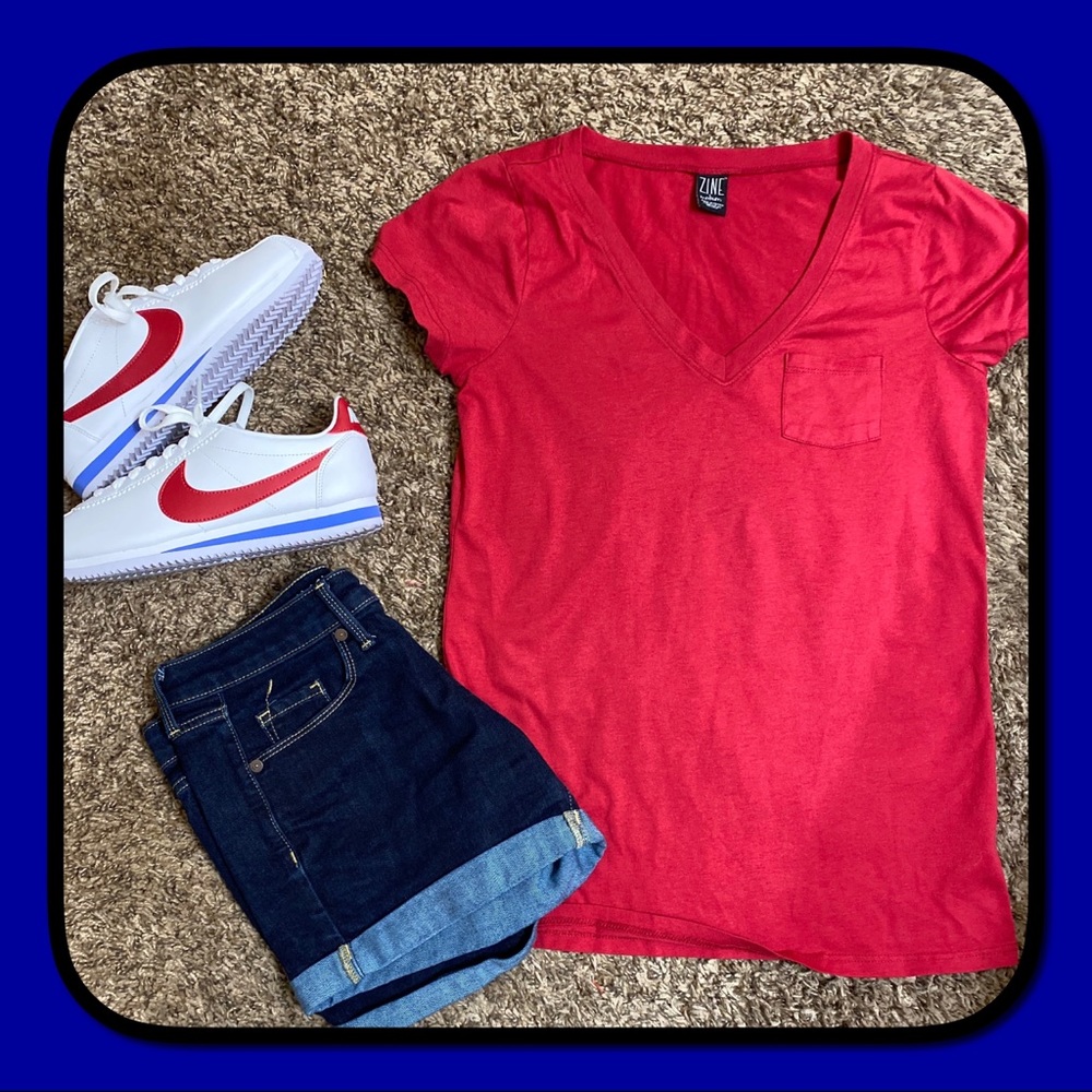 Like New❤️ Simple Red V Neck T Shirt